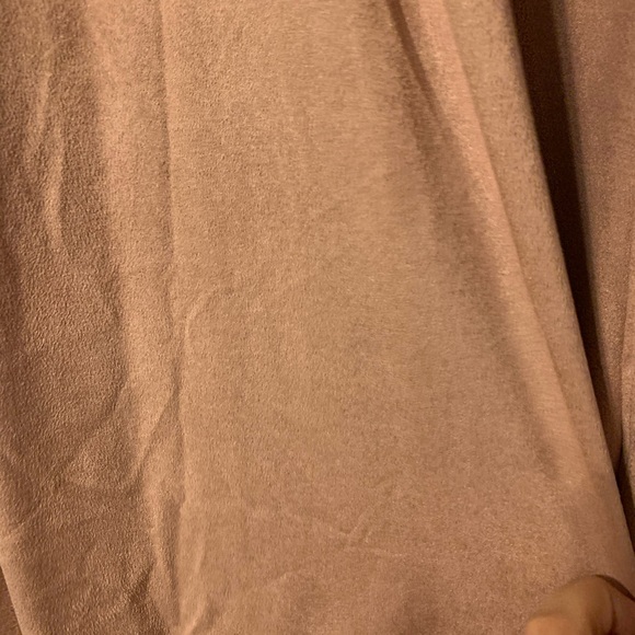 Donated Large pink suede vest - Picture 3 of 5